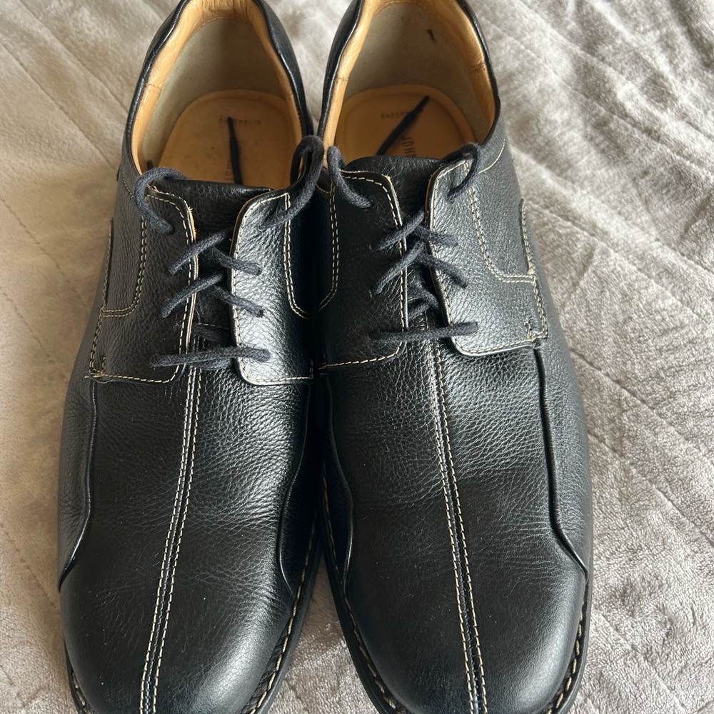 Men’s Lace Up Sheepskin Shoes